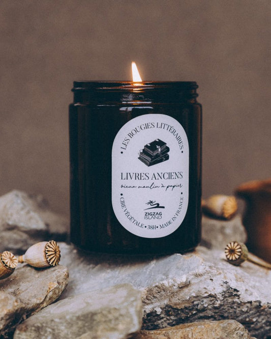 Bougie Livres Anciens - ZIGZAG Island